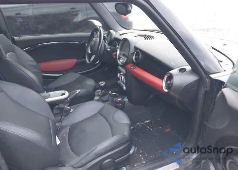 2009 Mini Cooper S Clubman from USA, damaged, VIN WMWMM33579TP73460